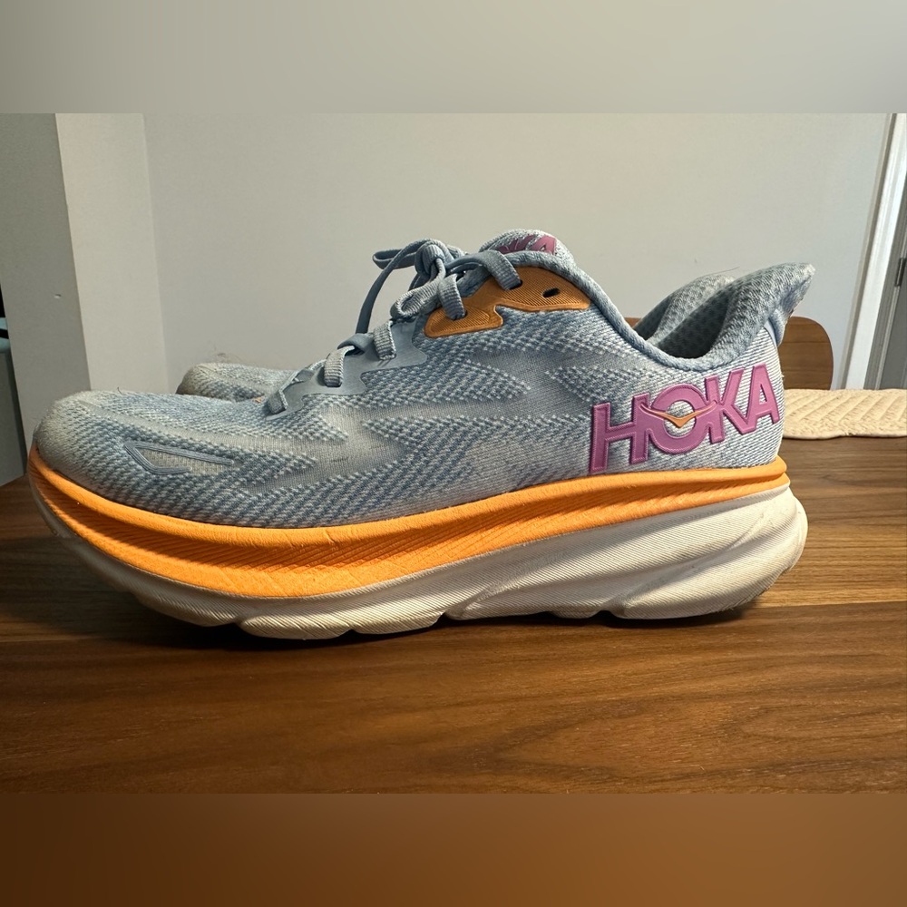 Hoka Clifton 9 Running Shoes